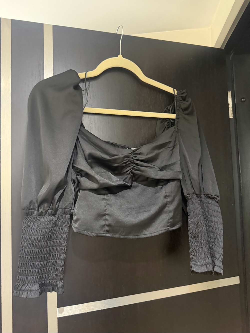 H&M Black Satin Ruched Puff-Sleeve Crop Top